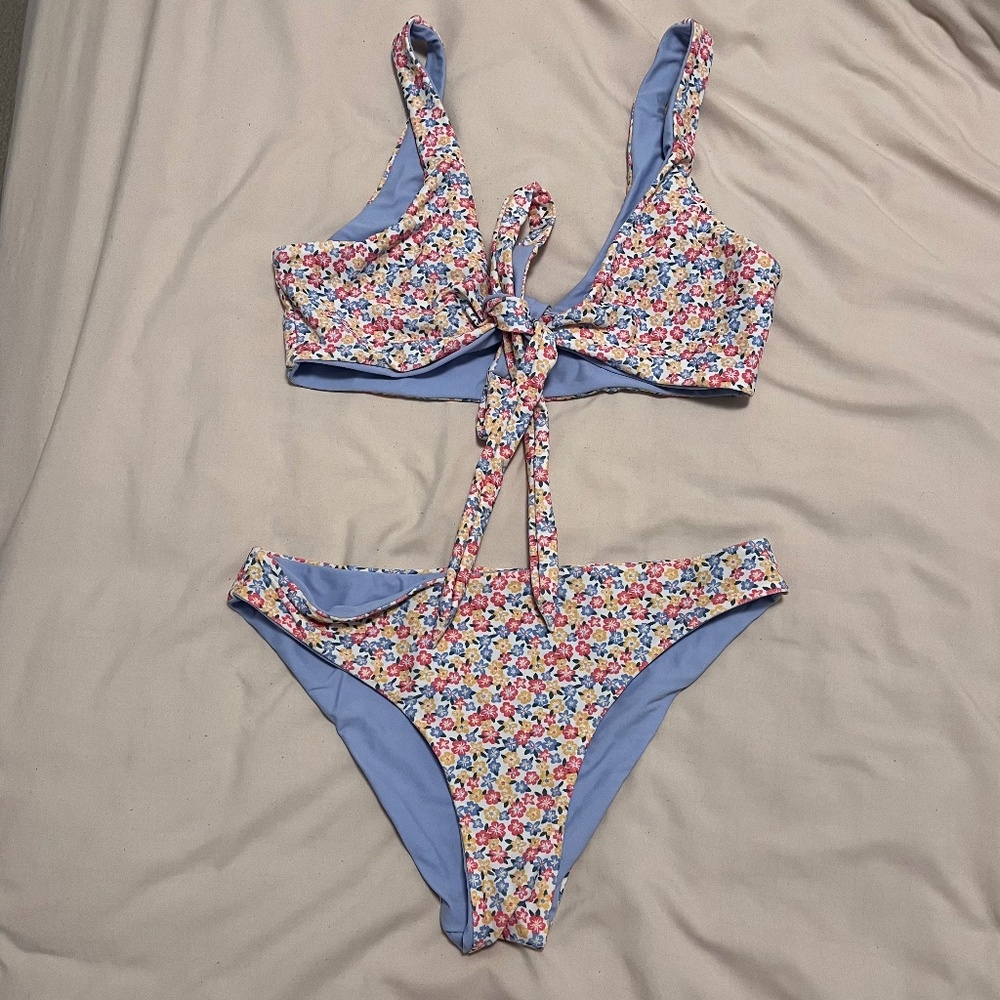 Hollister Co Reversible Bikini Set
